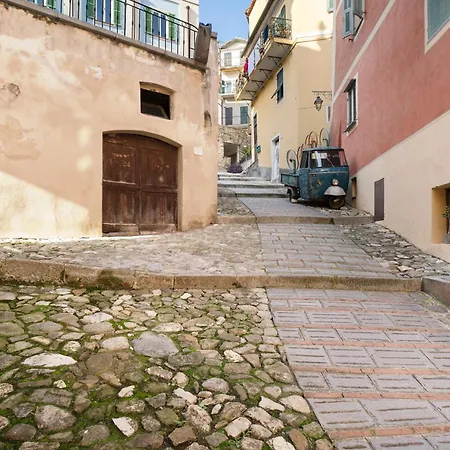 Casa Gianni Vallebona